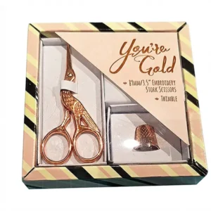 Estuche-tijera-y-dedal-rose-gold