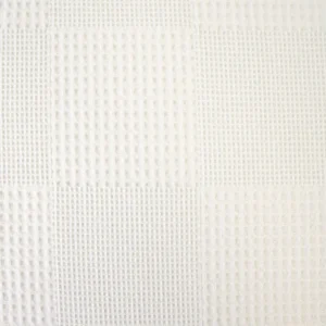 tela-nido-de-abeja-con-diseno-patchwork-en-color-crudo-2309-1-katia